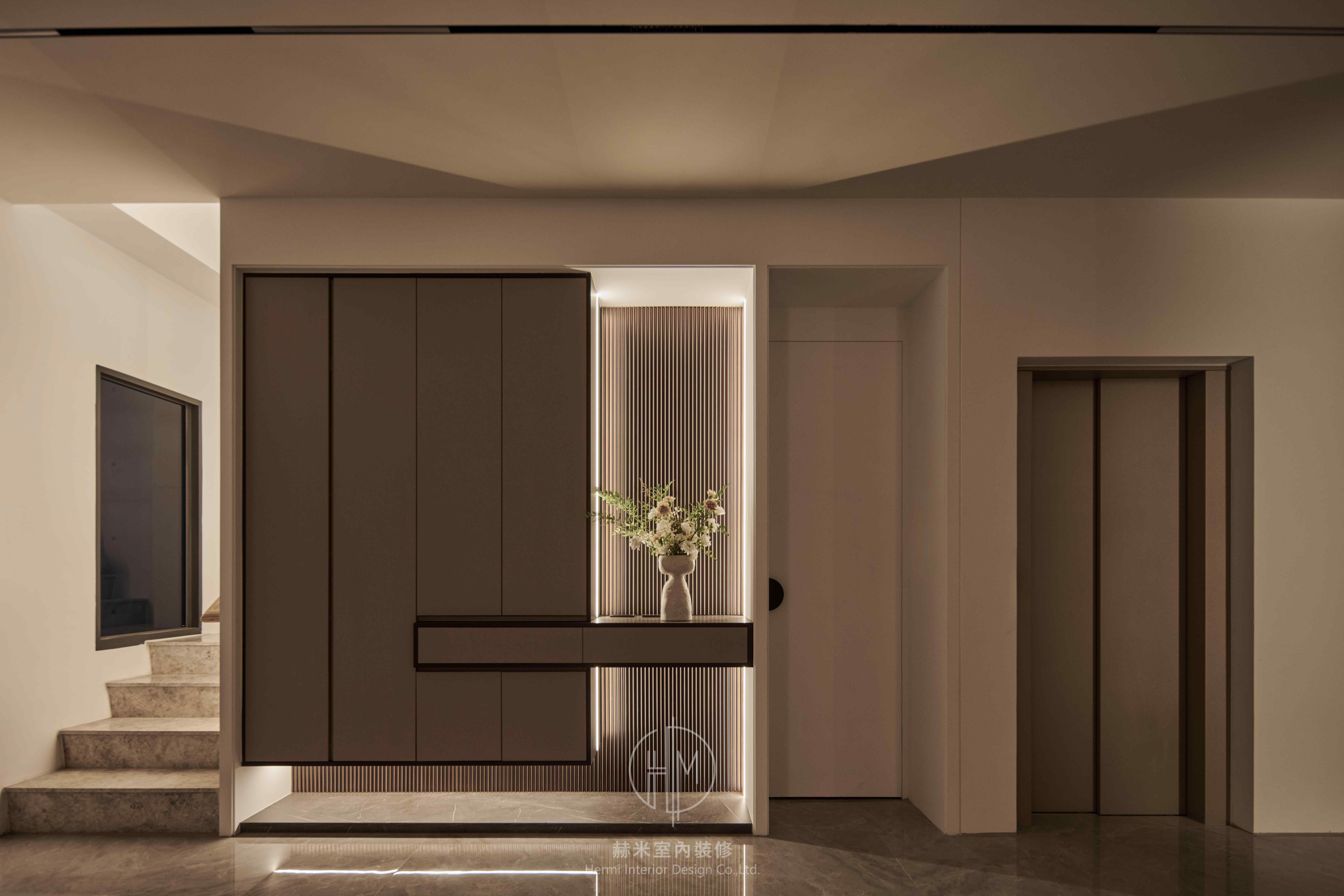 精密系統櫃收邊